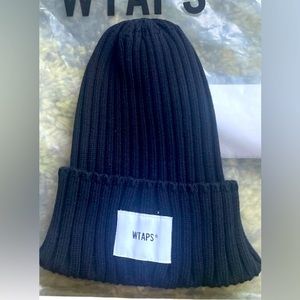 WTAPS Rare.. kids knit hat. New with tags in bag. This is stretchy.children’s